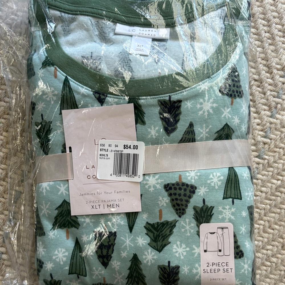 LC Lauren Conrad Green Pajama Set